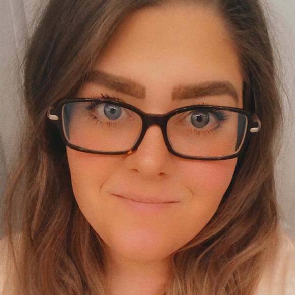 Meet your Posher, Krista - Picture 1 of 1